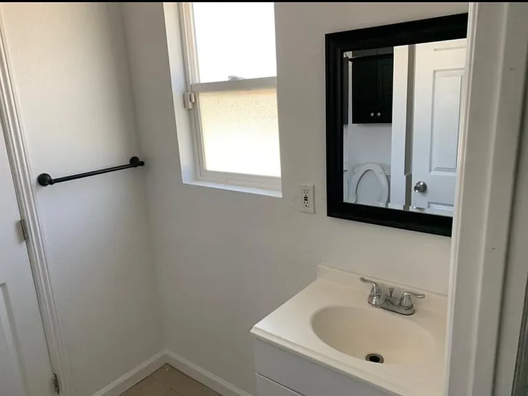 16 Springs Rd #A — Photo 5