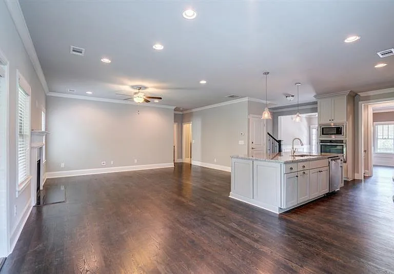1317 Winfair Ln NE — Photo 22