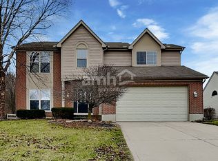 210 Waterstone Dr, Franklin, OH 45005