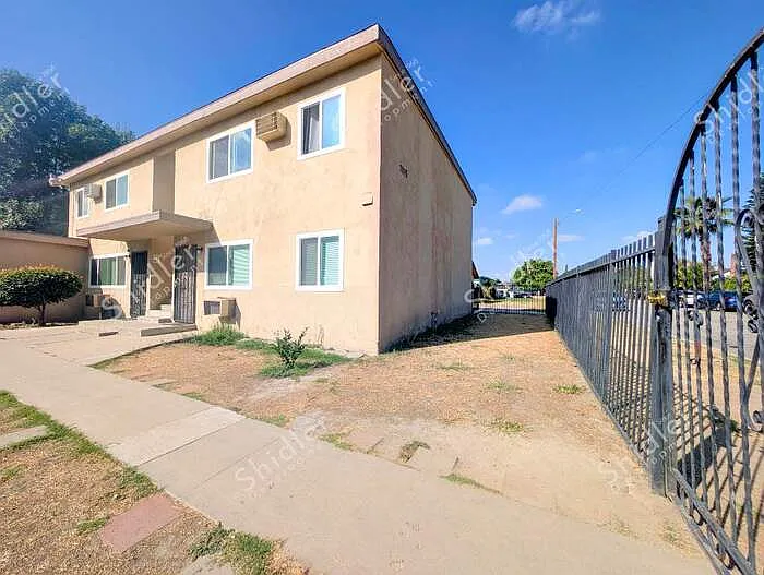 2 bed, 1.0 bath, 700 sqft, $1,850 — Photo 1