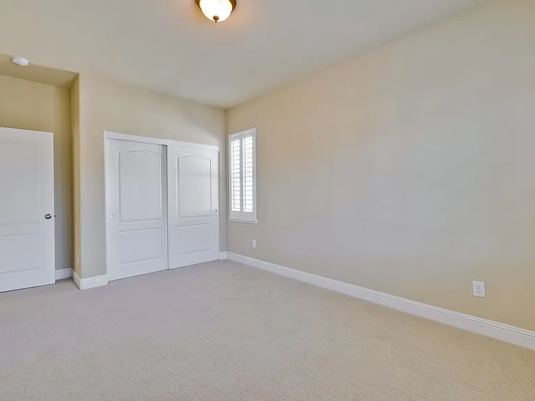 3027 Mousa Ct — Photo 37