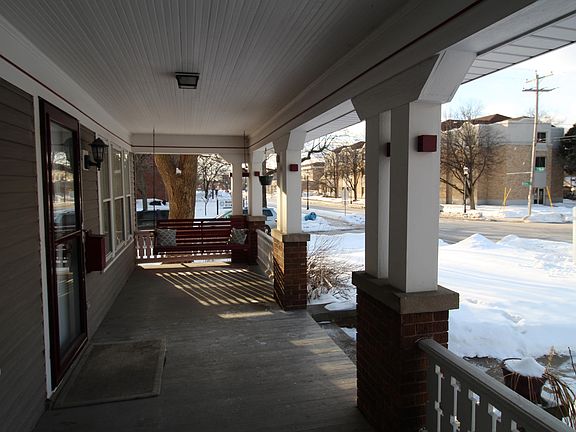 3rd image of 301 E College Ave