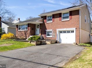 215 E Cuthbert Blvd, Haddon Township, NJ 08108