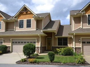 33 Winter Hawk Dr, Arden, NC 28704