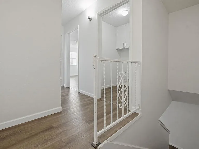 422 W Pecan Ave #C — Photo 12