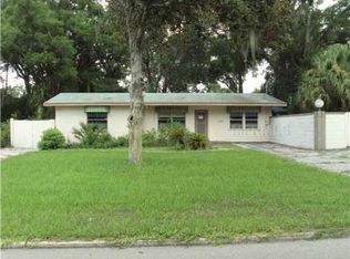 130 E 1st St, Apopka, FL 32703