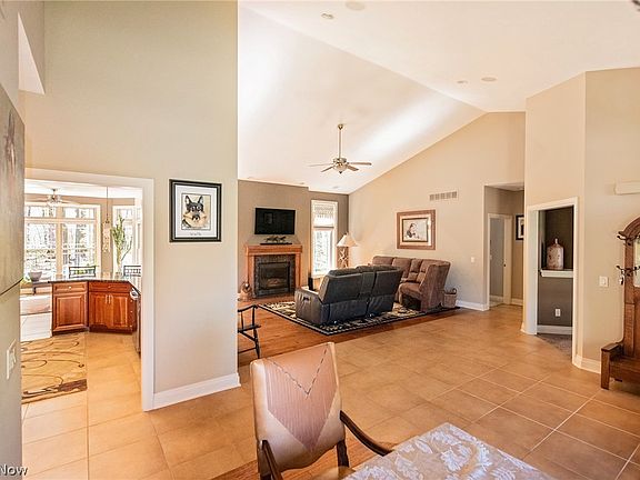 5th image of 4724 Perie Wood Ln