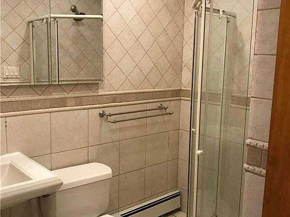 5th image of 207-03 Estates Dr #145L