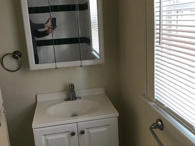 4604 Gaston Ave — Photo 10