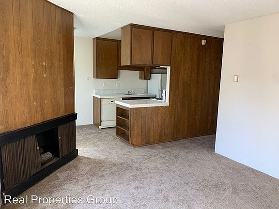 4th image of 4825 Del Mar Ave APT 10