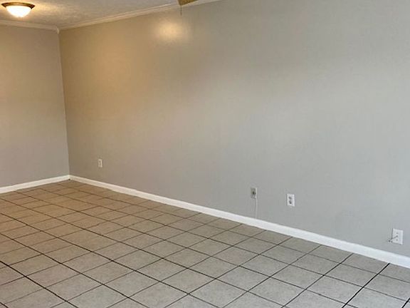 2nd image of 2506 Johnson Dr