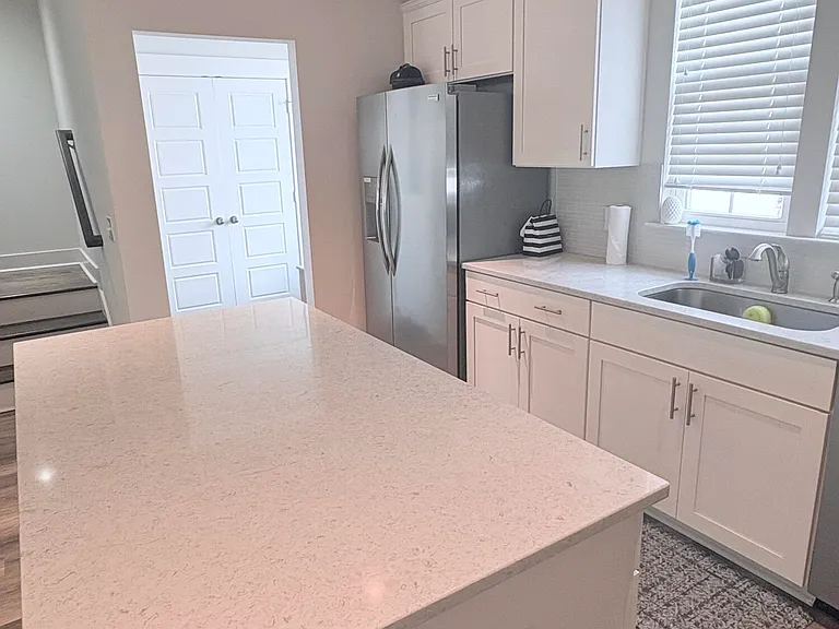 1512 Cuyler Ln — Photo 6