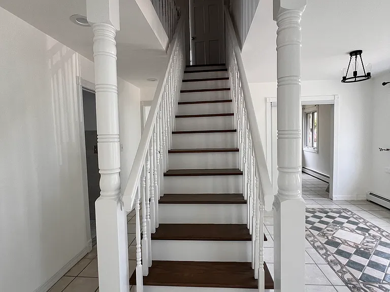 Daniel St — Photo 8