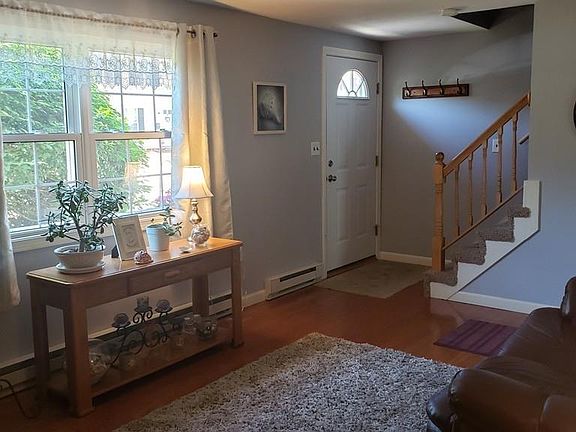 3rd image of 17 Orchard Ave #A