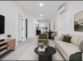 431 Warwick St #2AA, Brooklyn, NY 11207