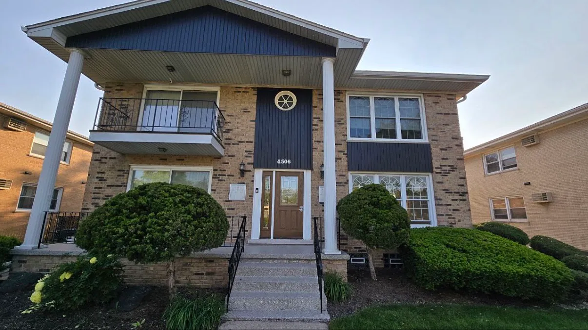 2 bed, 1000 sqft, $2,150 — Photo 1