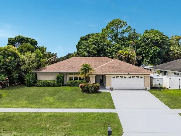230 Ponce De Leon Street, Royal Palm Beach, FL 33411
