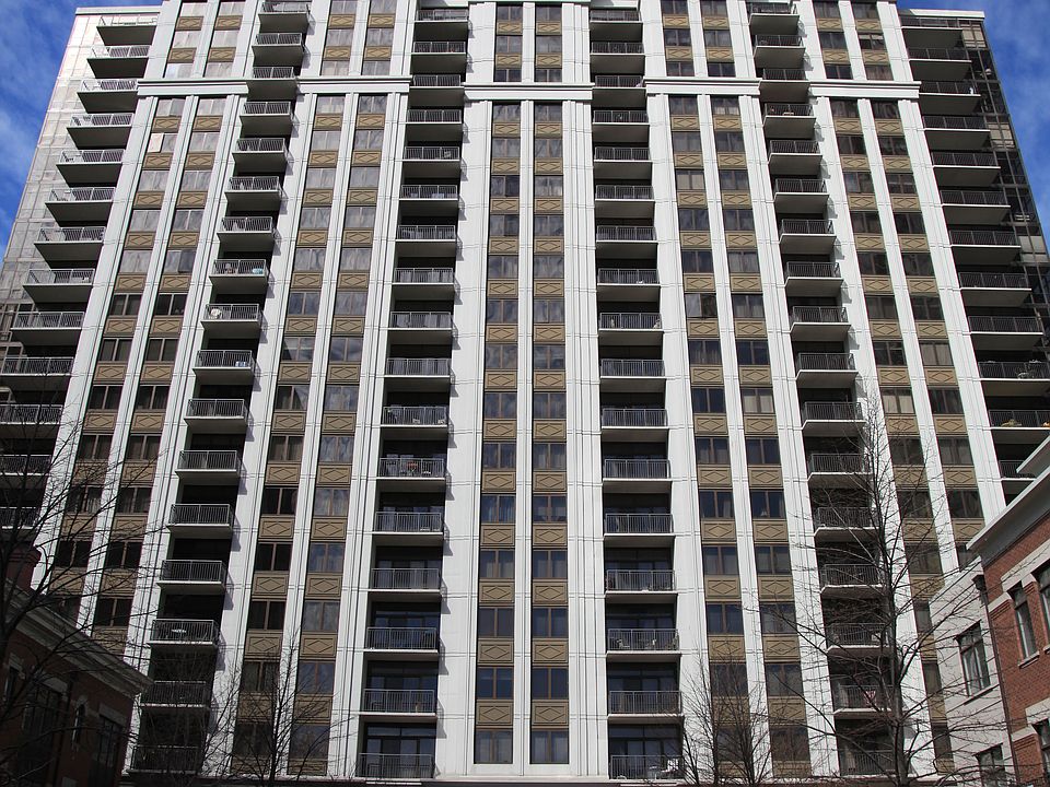 1st image of 1322 S Prairie Ave Unit 1206