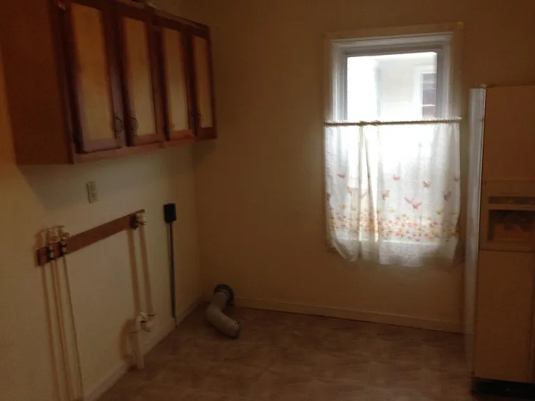 21 S Carver St — Photo 5