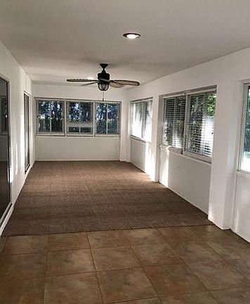 5th image of 12240 Londonderry Ln
