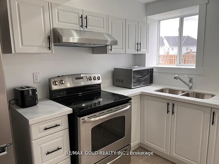 1708 Arborwood Dr — Photo 10