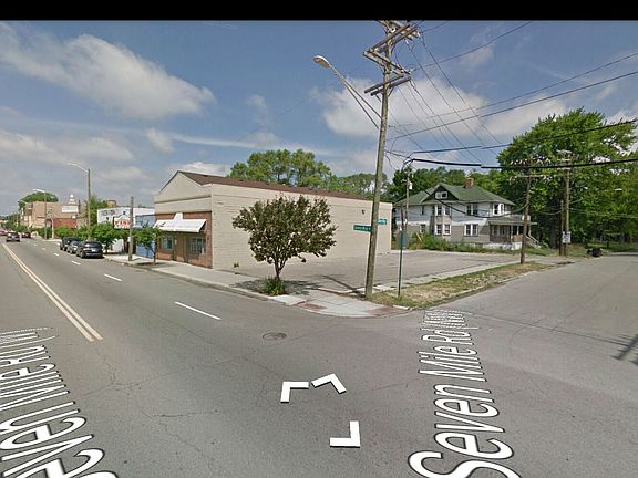 2nd image of 19127 Derby St