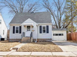 333 Oak Grove Ave, Green Bay, WI 54302