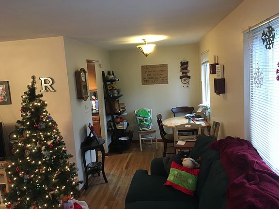 4th image of 130 Lacrosse St