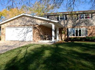 7660 W White Pine Pl, Palos Heights, IL 60463