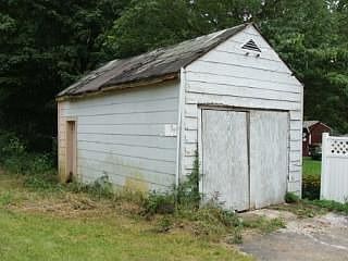 5th image of 21520 Meadville St