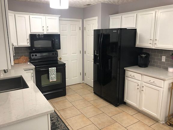 4th image of 3020 Galleon Dr