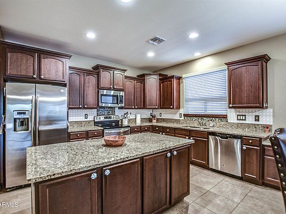 4th image of 17638 N Avelino Dr