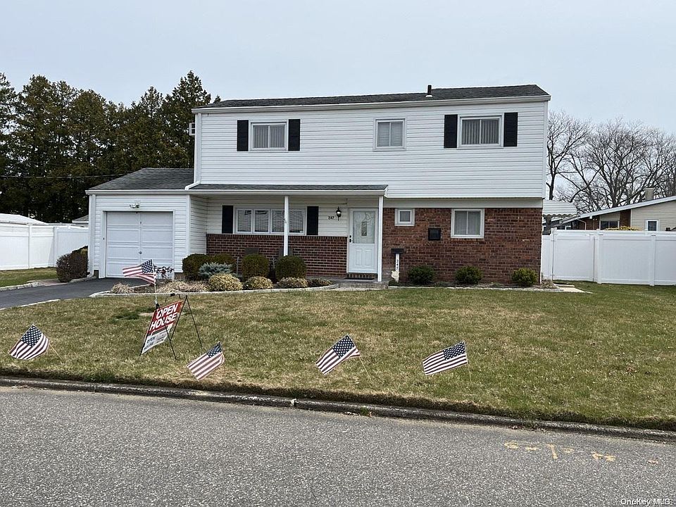 1st image of 247 W 18th Street