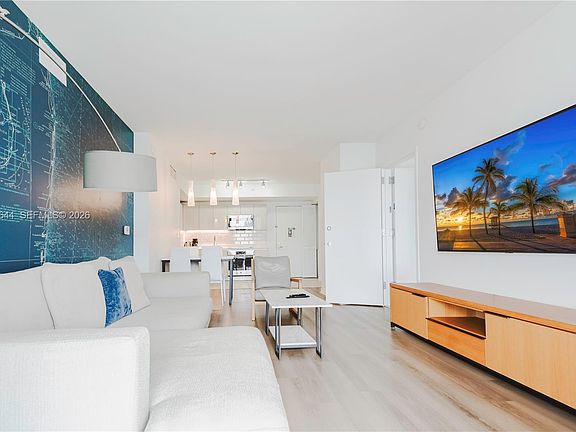 4th image of 2602 E Hallandale Beach Blvd #R1905