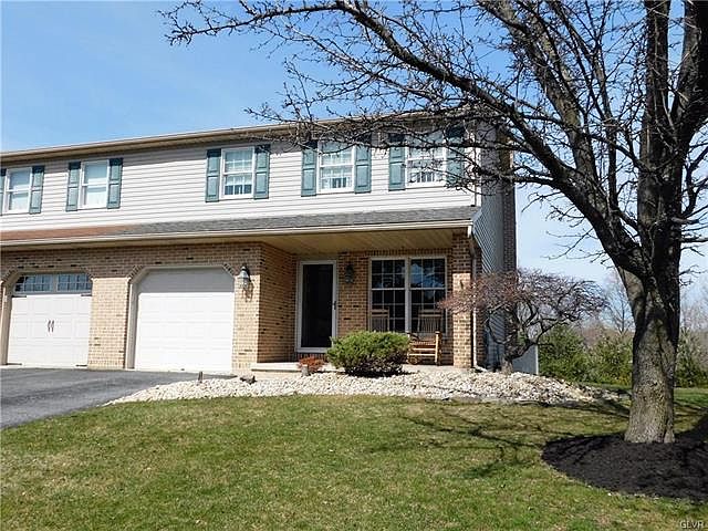1st image of 409 Buckingham Dr