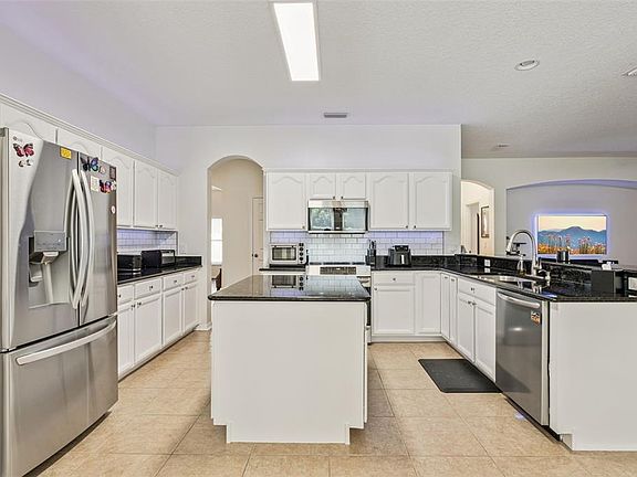 4th image of 17829 Olive Oak Way