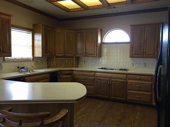5th image of 2300 Dogwood Ln