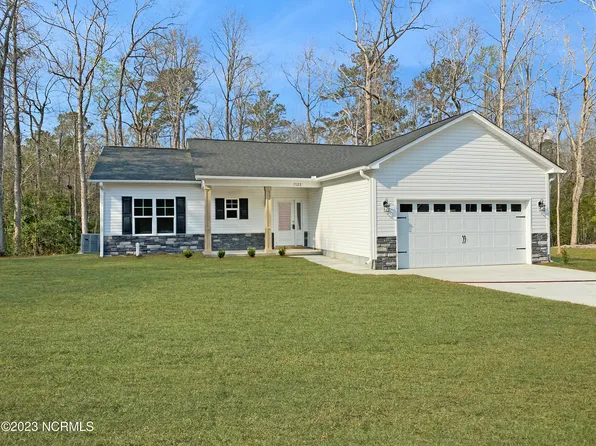 7122 Jennings Road NE, Leland, NC 28451