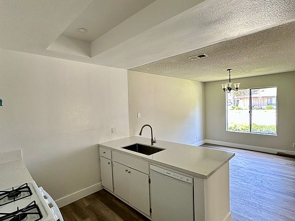 5th image of 2740 Bolker Dr