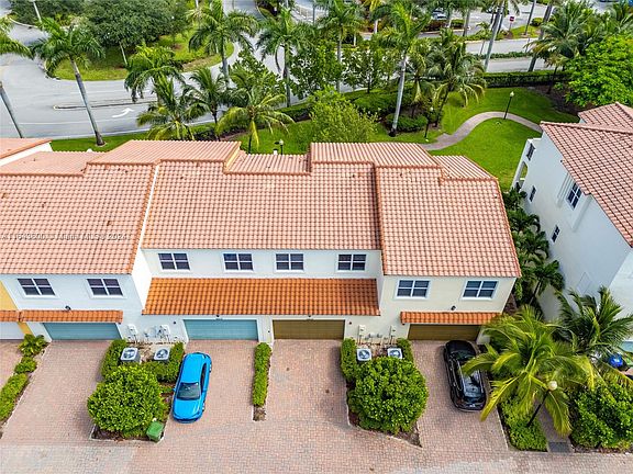 2nd image of 12433 NW 18th Ct #12433