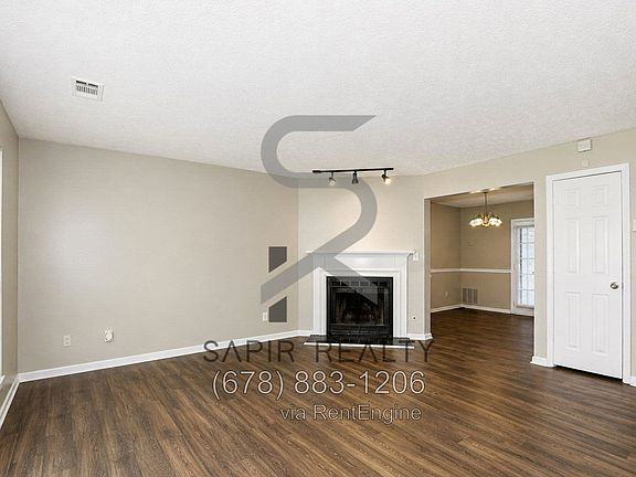 2nd image of 5571 Wells Cir