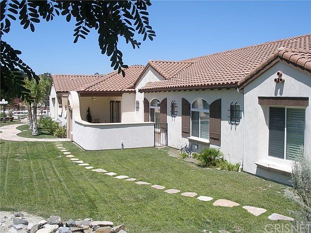 1st image of 27048 Triumph Ave