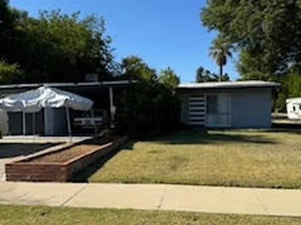 18801 Stagg St, Reseda, CA 91335