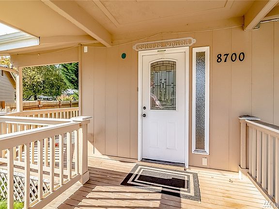 3rd image of 8700 45th Dr NE