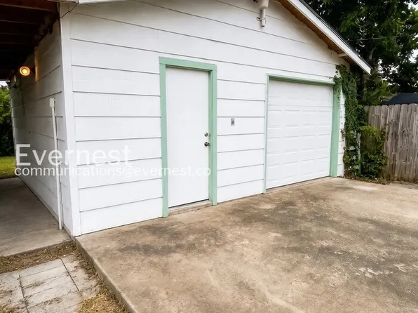 118 Cravens Ave, San Antonio, TX 78223