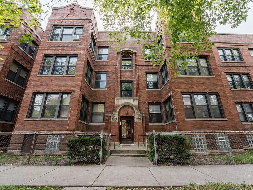 1st image of 4819 N Albany Ave #2