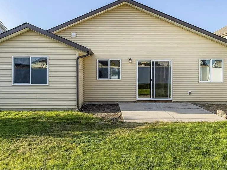 4662 W Tramore Dr — Photo 22