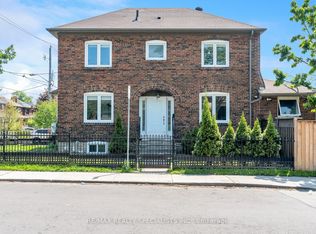 290 Westmount Ave, Toronto, ON M6E 3N1