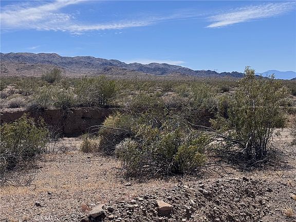 4th image of 0 Pinto Rd