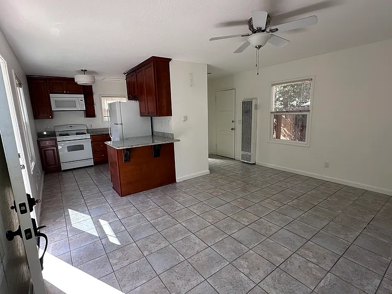 267 W Rincon Ave — Photo 4